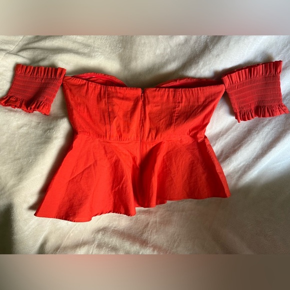 🔥 NWT Socialite Off-the-Shoulder Peplum Blouse - Vibrant Orange (M) - Picture 2 of 3